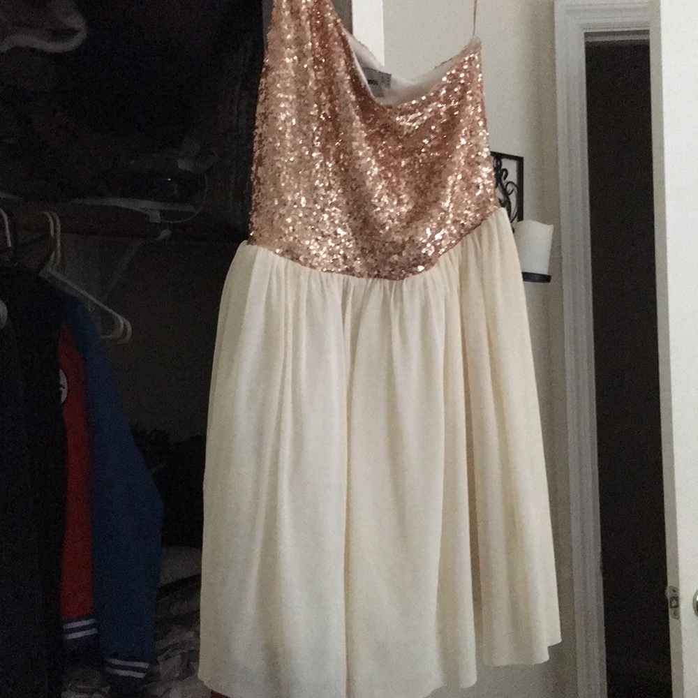 Prom/Party Gown - Picture 2 of 2